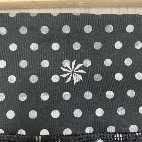 Athleta | Black & White Polka Dot Crystal Chaturanga Leggings Size Medium - Picture 11 of 11